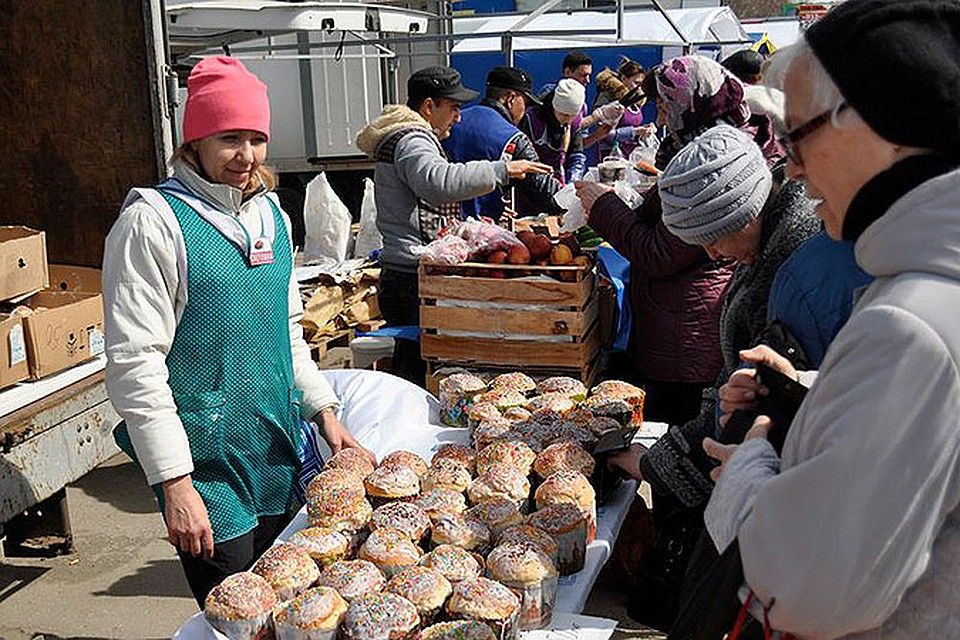 yarmarka pered Paskhoy