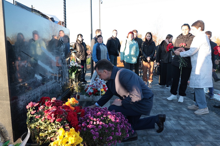 39d0421abae2535af45e7d45edf8f7d4 1600 1067 cropped