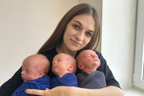 3 boys was born