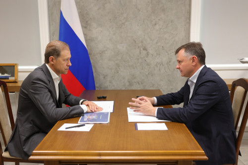 Slusar met Mantirov